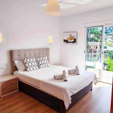 Pinzon, Gezellige Familievilla Met Groot Zwembad. *