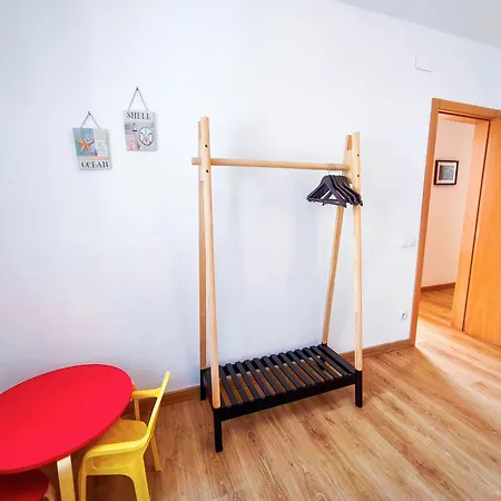 Apartament Pinzon, Gezellige Familievilla Met Groot Zwembad. *