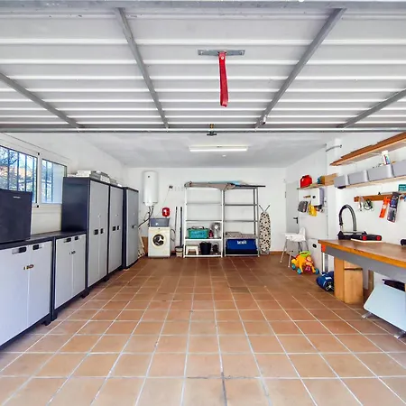 Pinzon, Gezellige Familievilla Met Groot Zwembad. Apartament