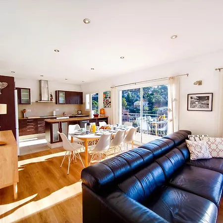 Pinzon, Gezellige Familievilla Met Groot Zwembad. Lloret de Mar