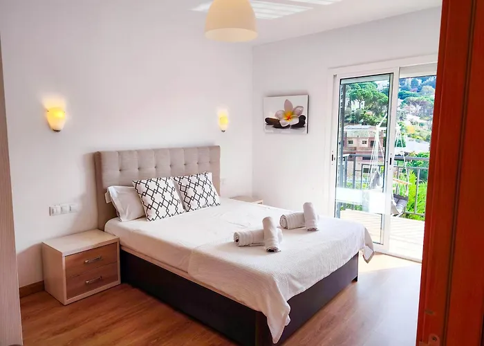 Pinzon, Gezellige Familievilla Met Groot Zwembad. *