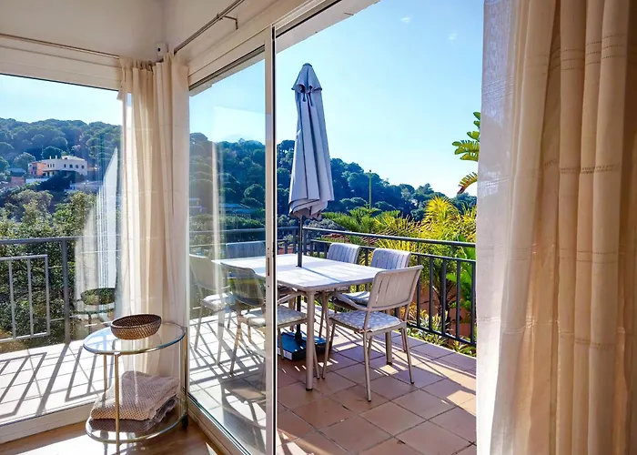 Pinzon, Gezellige Familievilla Met Groot Zwembad. Lloret de Mar