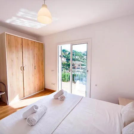 Pinzon, Gezellige Familievilla Met Groot Zwembad.