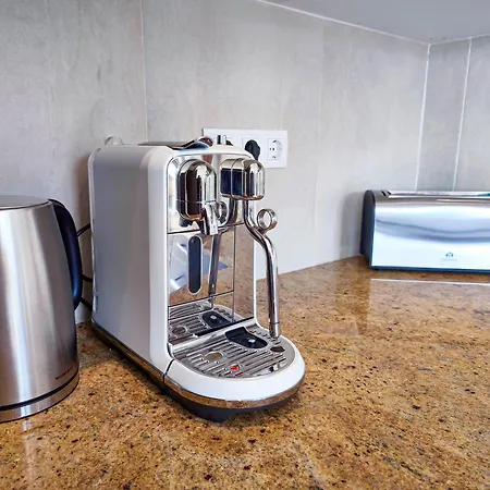 Pinzon, Gezellige Familievilla Met Groot Zwembad. *