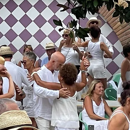 Pinzon, Gezellige Familievilla Met Groot Zwembad. Lägenhet *