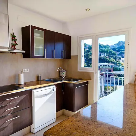 Apartamento Pinzon, Gezellige Familievilla Met Groot Zwembad. Lloret de Mar