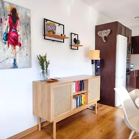 Pinzon, Gezellige Familievilla Met Groot Zwembad. Appartement