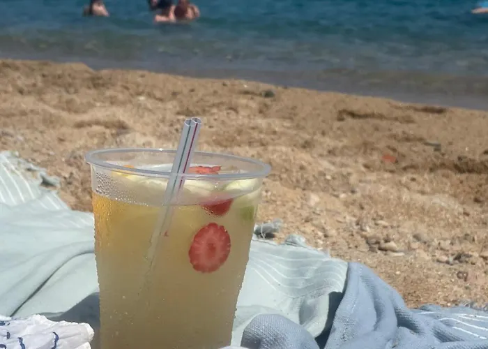 Pinzon, Gezellige Familievilla Met Groot Zwembad.