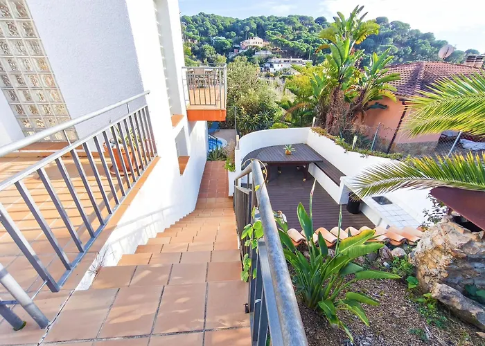 Apartment Pinzon, Gezellige Familievilla Met Groot Zwembad.