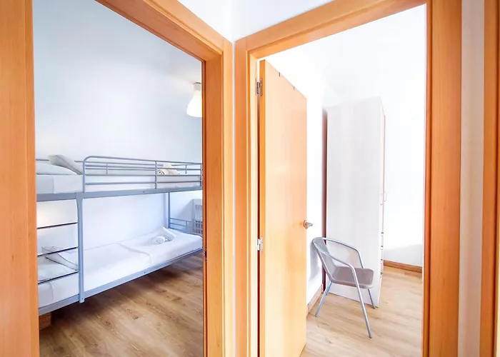 Pinzon, Gezellige Familievilla Met Groot Zwembad. Lloret de Mar