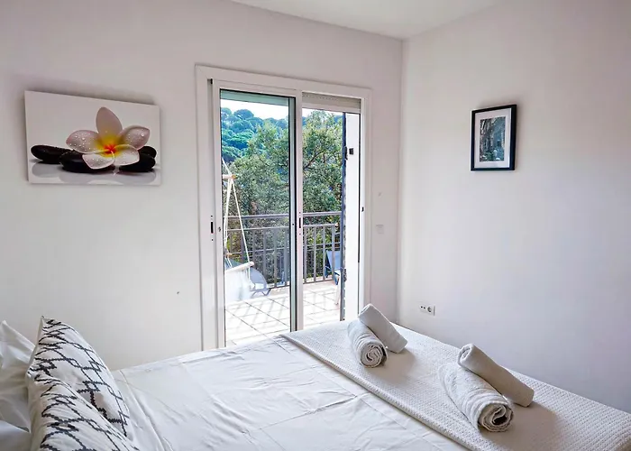 Apartment Pinzon, Gezellige Familievilla Met Groot Zwembad. *