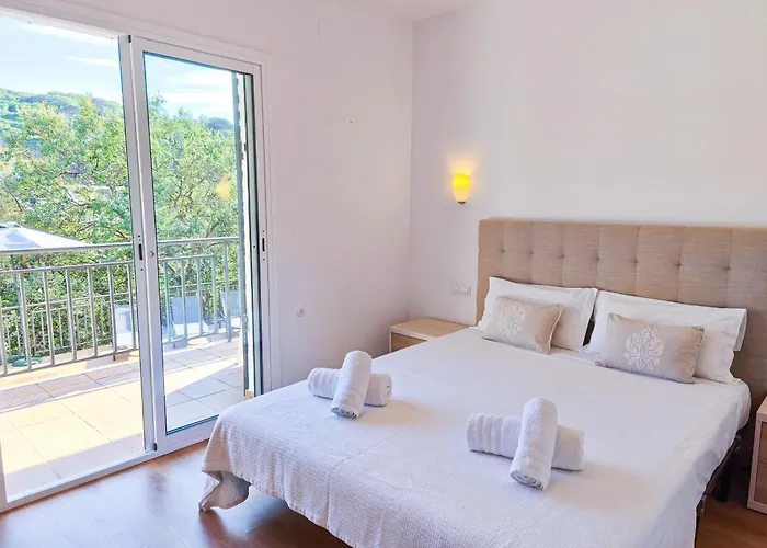 Appartamento Pinzon, Gezellige Familievilla Met Groot Zwembad. Lloret de Mar