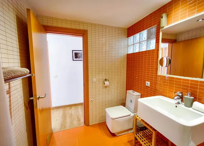 Pinzon, Gezellige Familievilla Met Groot Zwembad.