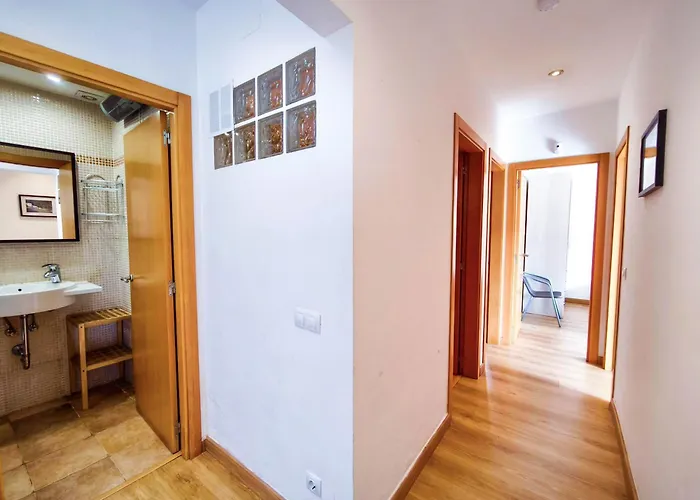 Pinzon, Gezellige Familievilla Met Groot Zwembad. *