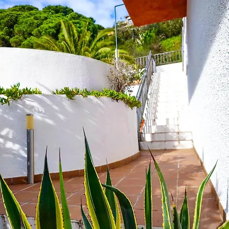 Appartamento Pinzon, Gezellige Familievilla Met Groot Zwembad. Lloret de Mar